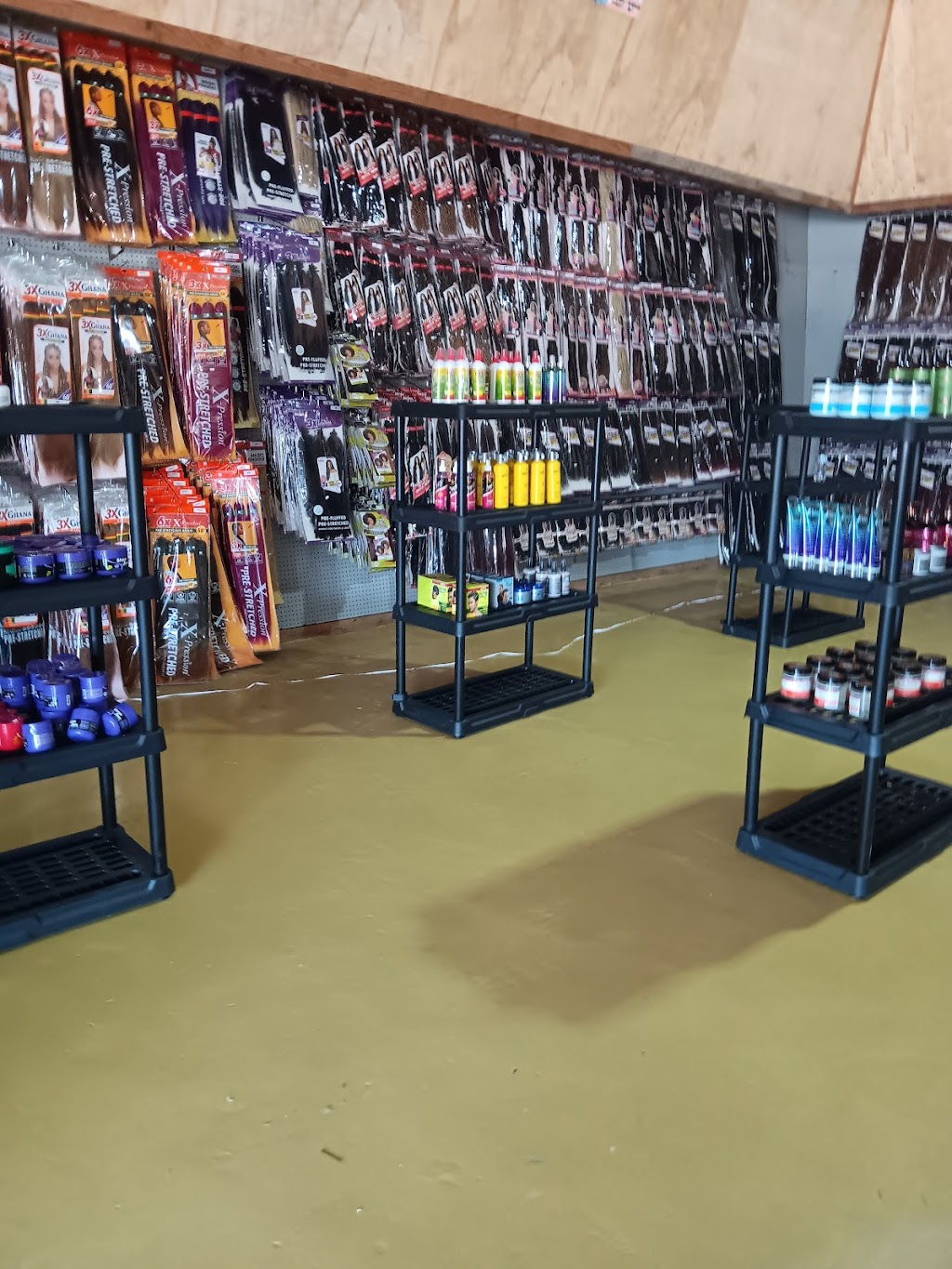 Unique Transitions Beauty Supply | 501 US-90, Waveland, MS 39576, USA | Phone: (251) 472-5187