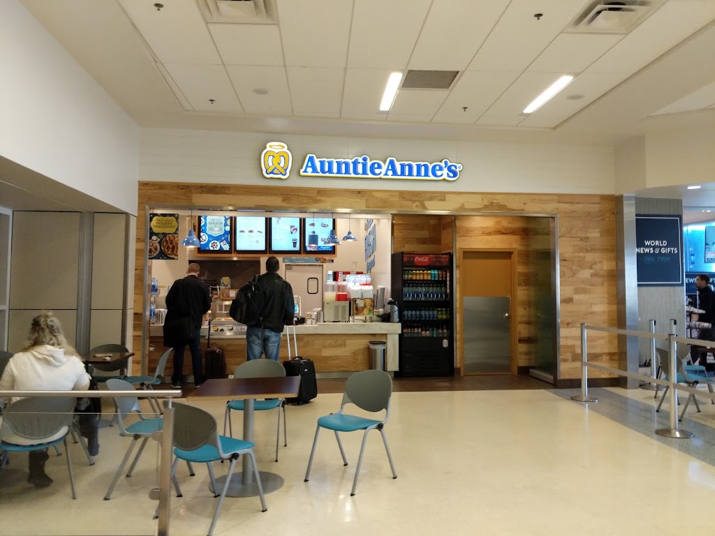 Auntie Annes | 2141 International Pkwy, Dallas, TX 75261, USA | Phone: (972) 973-7824