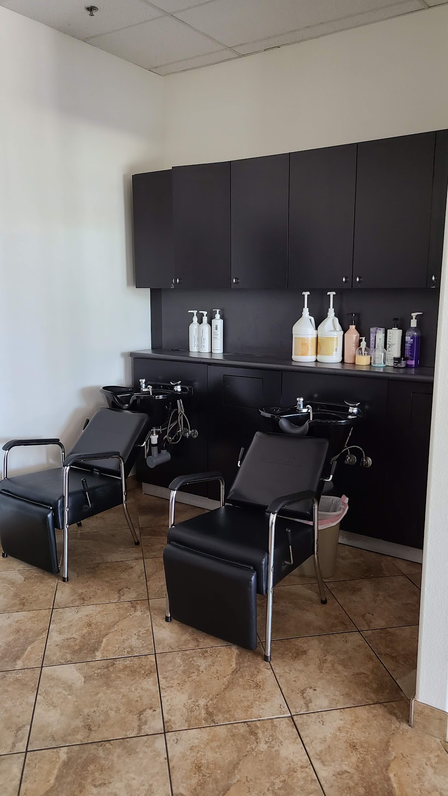 Locks and Lather Hair Salon | 5137 Candlewood St, Lakewood, CA 90712, USA | Phone: (562) 219-5706