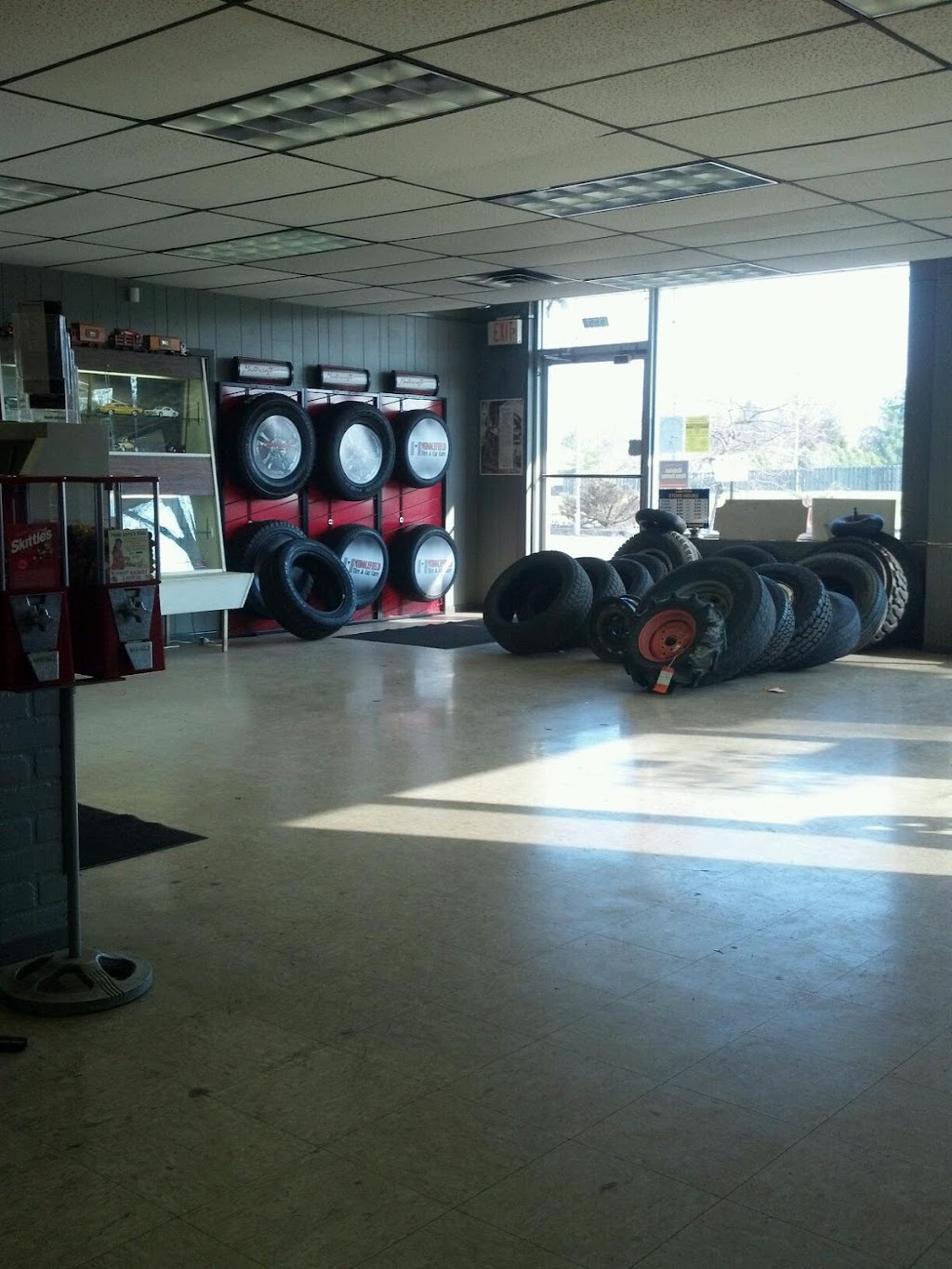 Middlefield Tire & Car Care | 15552 Elmwood St, Middlefield, OH 44062, USA | Phone: (440) 632-5246