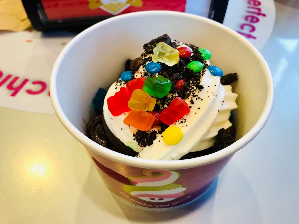 Menchies Frozen Yogurt | 19122 Beardslee Blvd Ste 103, Bothell, WA 98011, USA | Phone: (425) 419-4664