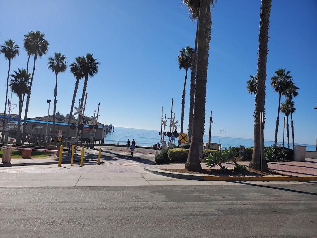 Surfs Up Yogurt And Ice Cream Co. | 624 Avenida Victoria, San Clemente, CA 92672, USA | Phone: (949) 361-0522