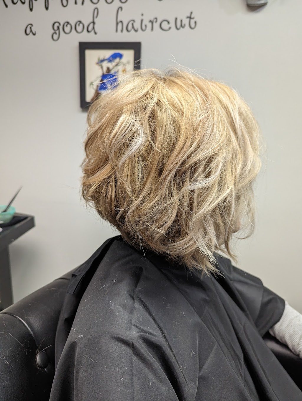Country Roots Salon | 1028 View Ln, Dresser, WI 54009, USA | Phone: (715) 410-9183