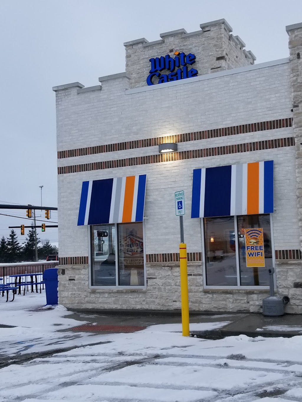 White Castle | 20090 West Rd, Woodhaven, MI 48183, USA | Phone: (734) 676-8415