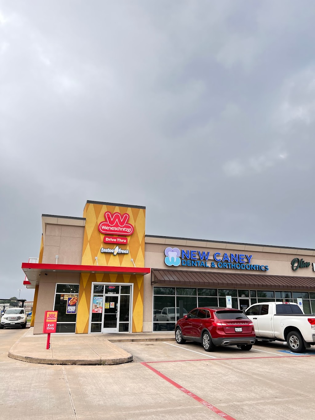 Wienerschnitzel | 20172 US-59, New Caney, TX 77357, USA | Phone: (832) 793-5525