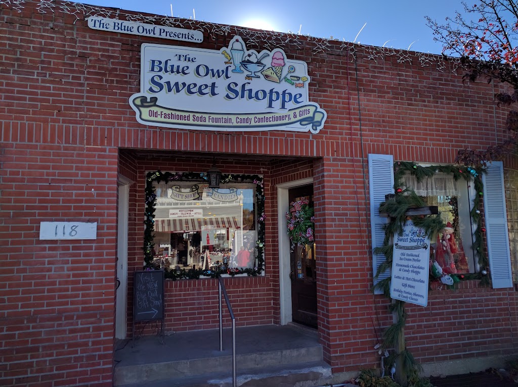 The Blue Owl Sweet Shoppe | 1 Ponder, Executive Pkwy, House Springs, MO 63051, USA | Phone: (636) 671-6233