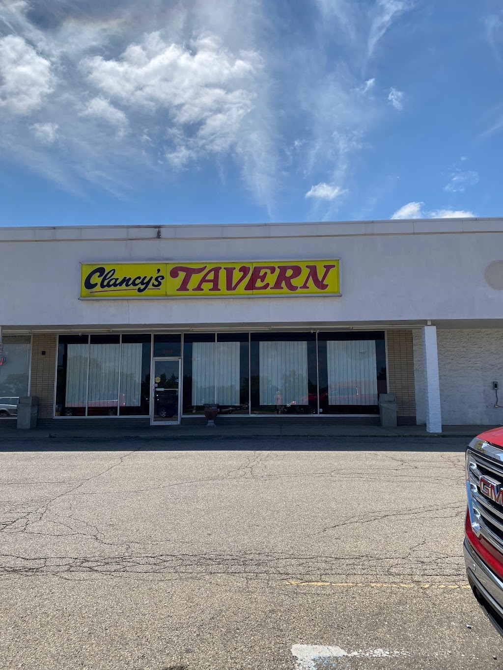 Clancys Tavern | 5514 Burkhardt Rd, Dayton, OH 45431, USA | Phone: (937) 256-9333