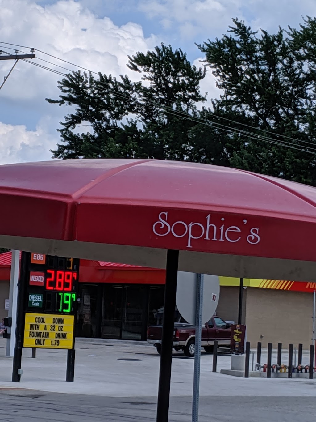 Sophies Ice Cream | 306 W Main St, Gas City, IN 46933, USA | Phone: (765) 677-0155