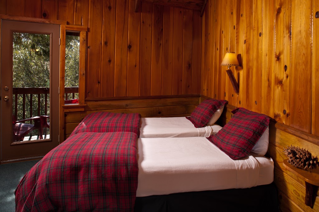 Idyllwild Bunkhouse | 25525 CA-243, Idyllwild-Pine Cove, CA 92549, USA | Phone: (951) 659-2201