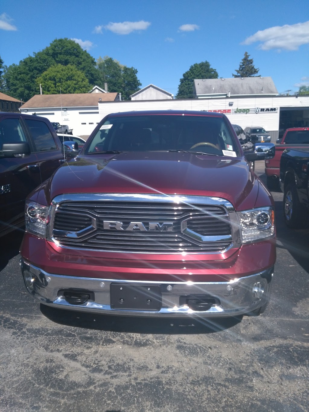 Emerling Chrysler Dodge Jeep RAM | 135 S Cascade Dr, Springville, NY 14141, USA | Phone: (716) 592-6624