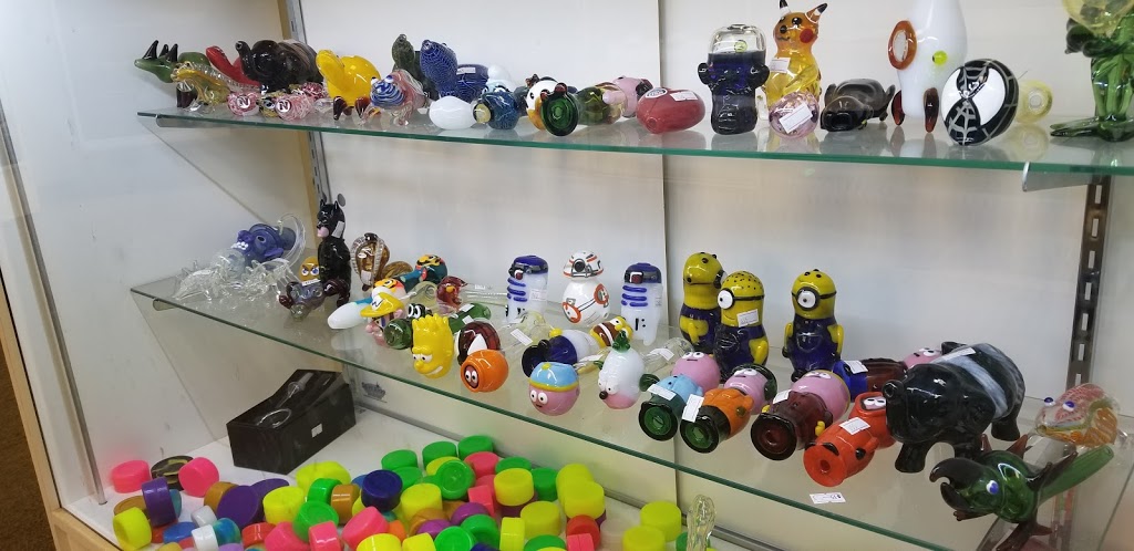 Wizards Pipes and Glass | 1505 Galvin Rd S, Bellevue, NE 68005, USA | Phone: (402) 506-5238