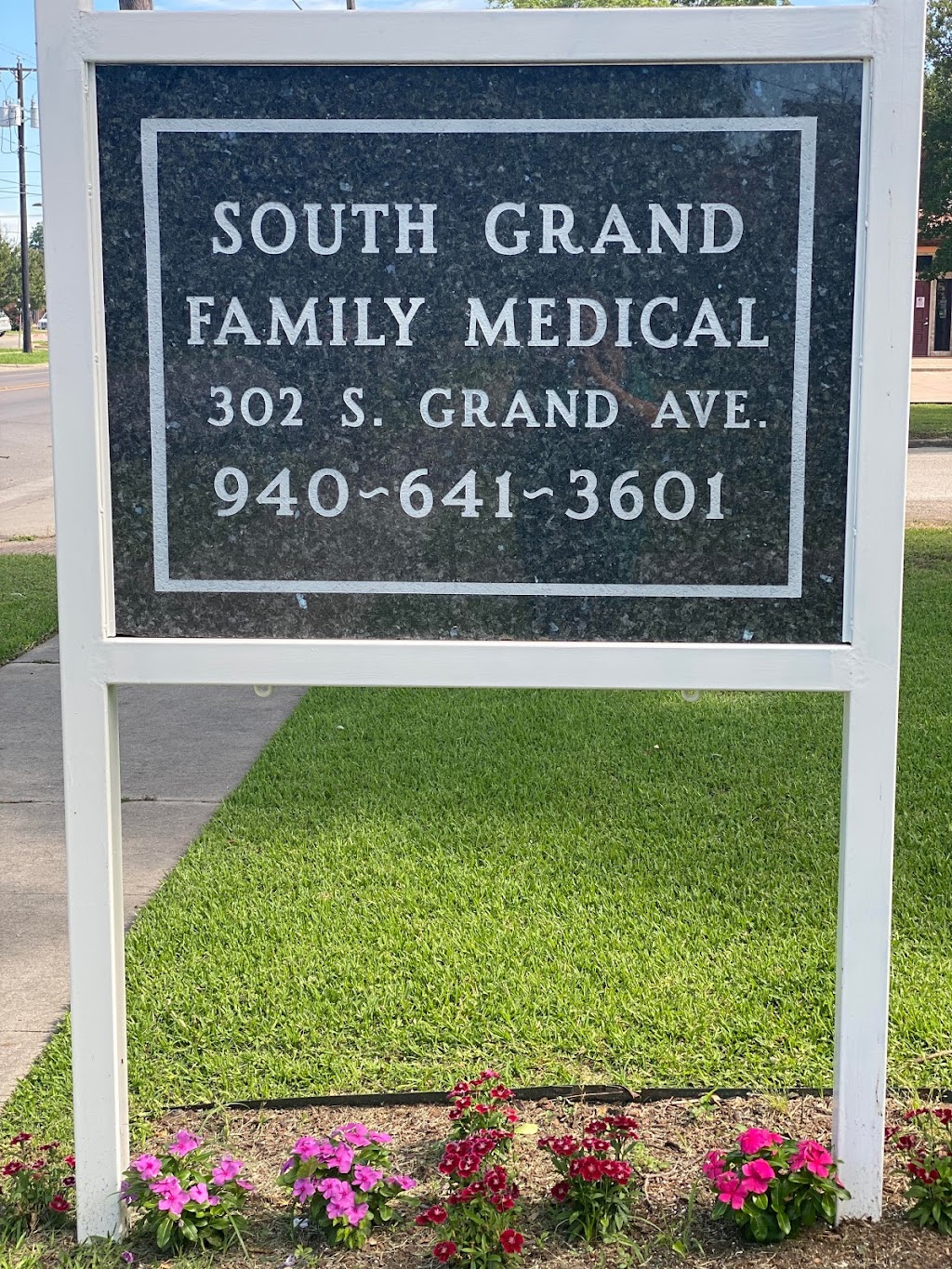 South Grand Family Medical | 302 S Grand Ave, Gainesville, TX 76240, USA | Phone: (940) 641-3601