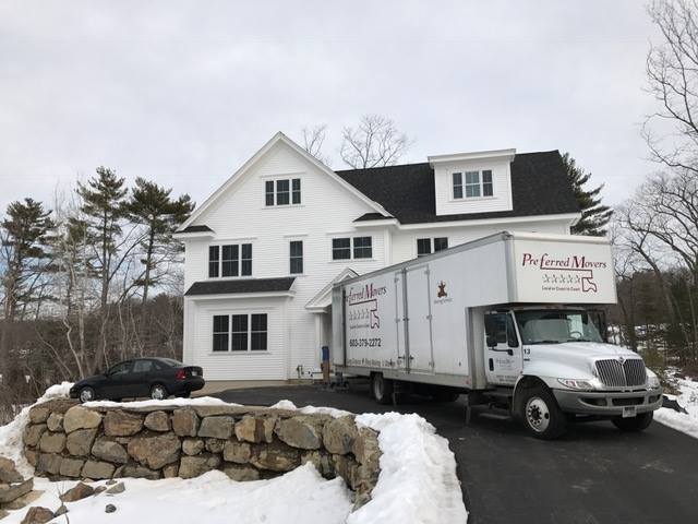 Preferred Movers NH | 35 Cedar Rd, North Hampton, NH 03862, USA | Phone: (603) 379-2272