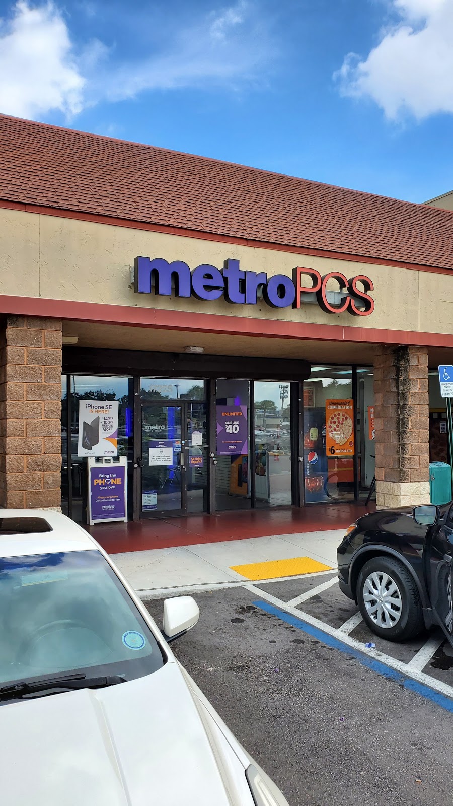 Metro by T-Mobile | 17225 NW 27th Ave, Miami Gardens, FL 33056, USA | Phone: (305) 626-8767