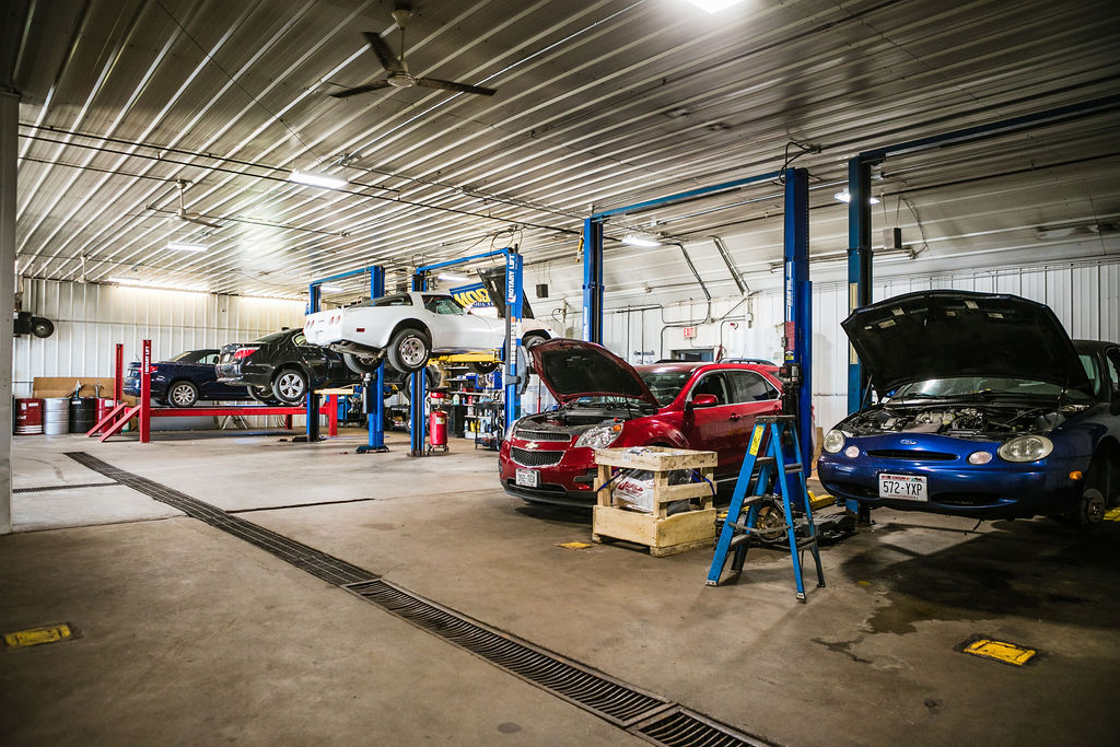 RMF Auto Service | 725 Industrial Boulevard, New Richmond, WI 54017, USA | Phone: (715) 246-0111