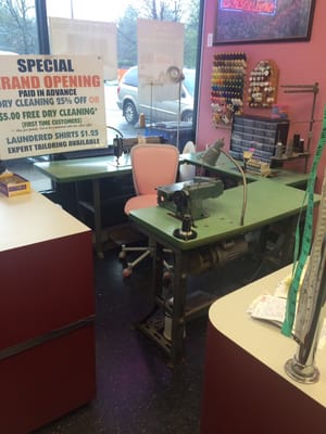 XPRESS 2 CLEANERS | 6 Red Schoolhouse Rd Ste B, Spring Valley, NY 10977, USA | Phone: (845) 517-0606