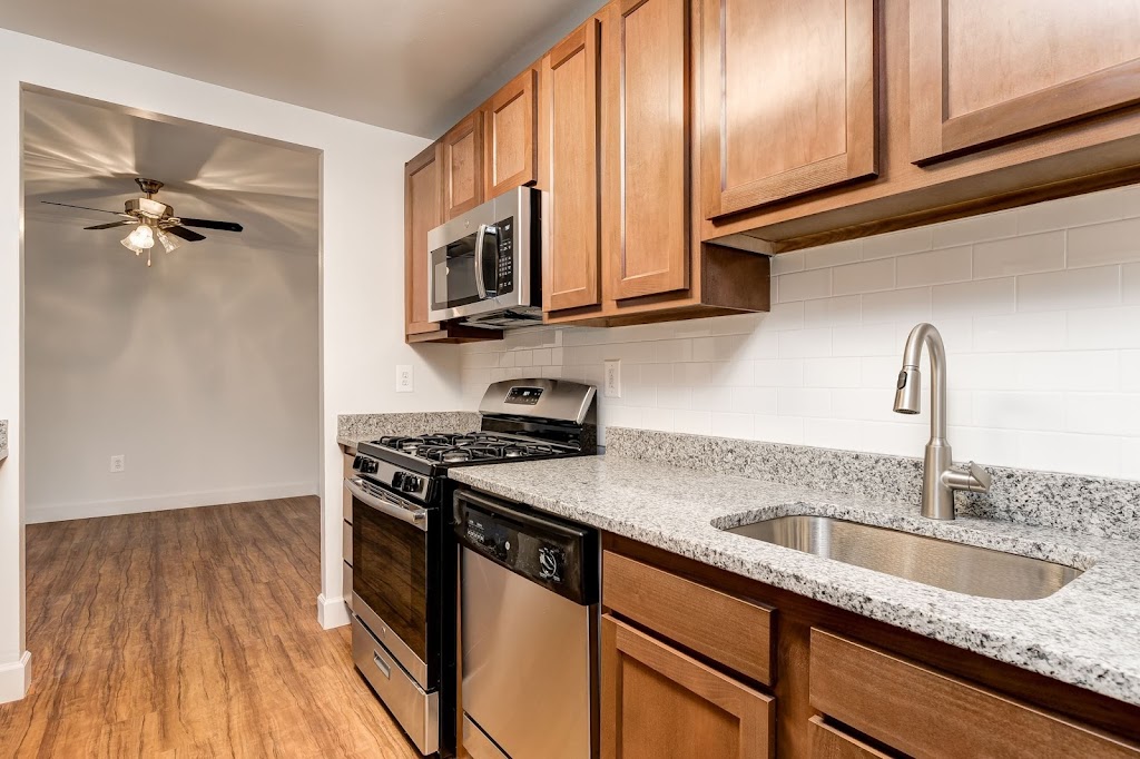 Rolling Park Apartments | 8331 Mindale Cir, Windsor Mill, MD 21244, USA | Phone: (443) 860-6418