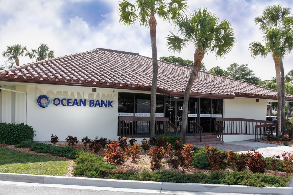 Ocean Bank | 7455 Miami Lakes Dr, Miami Lakes, FL 33014, USA | Phone: (305) 512-0500