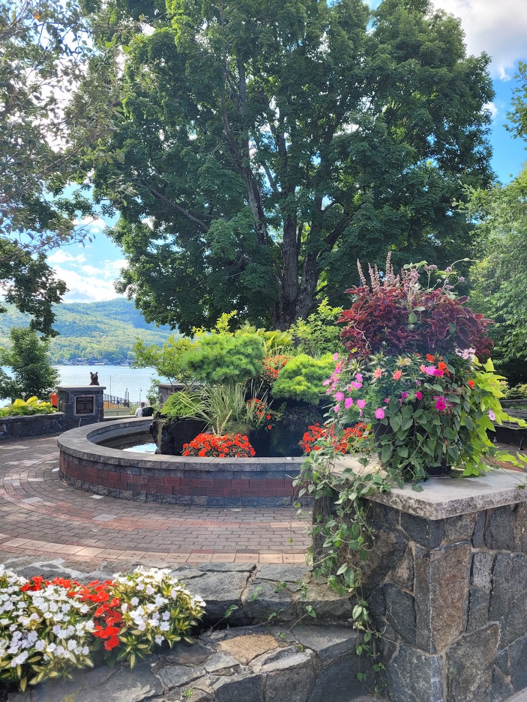 Shepard Park | Centennial Fountain, Canada St, Lake George, NY 12845, USA | Phone: (518) 668-2864