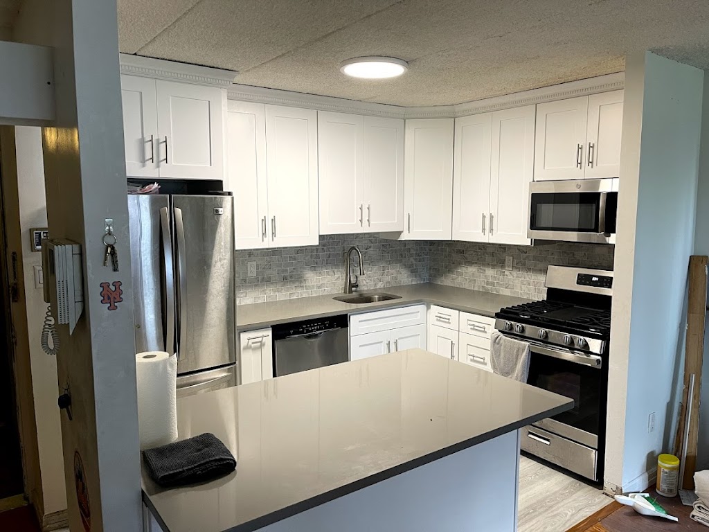 Castle Kitchen and Bath Cabinets | 1402 Castle Hill Ave, Bronx, NY 10462 | Phone: (718) 409-1935