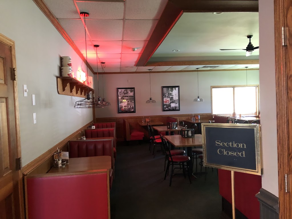 Martys Pizza Delafield | 2580 Sun Valley Dr, Delafield, WI 53018, USA | Phone: (262) 646-3327