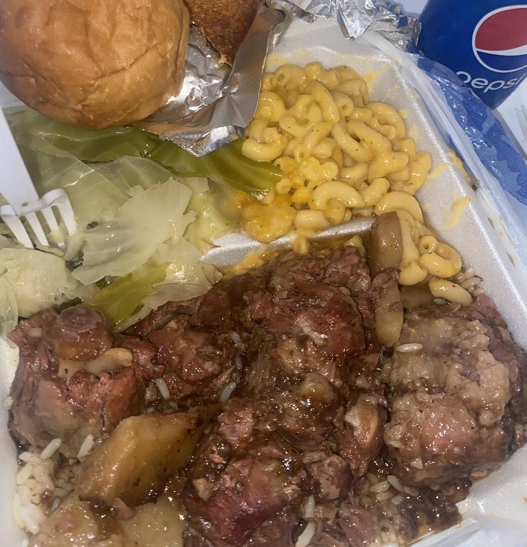 Charlies S & S | 2407 Elizabeth Lake Rd, Waterford Twp, MI 48328, USA | Phone: (248) 499-9190