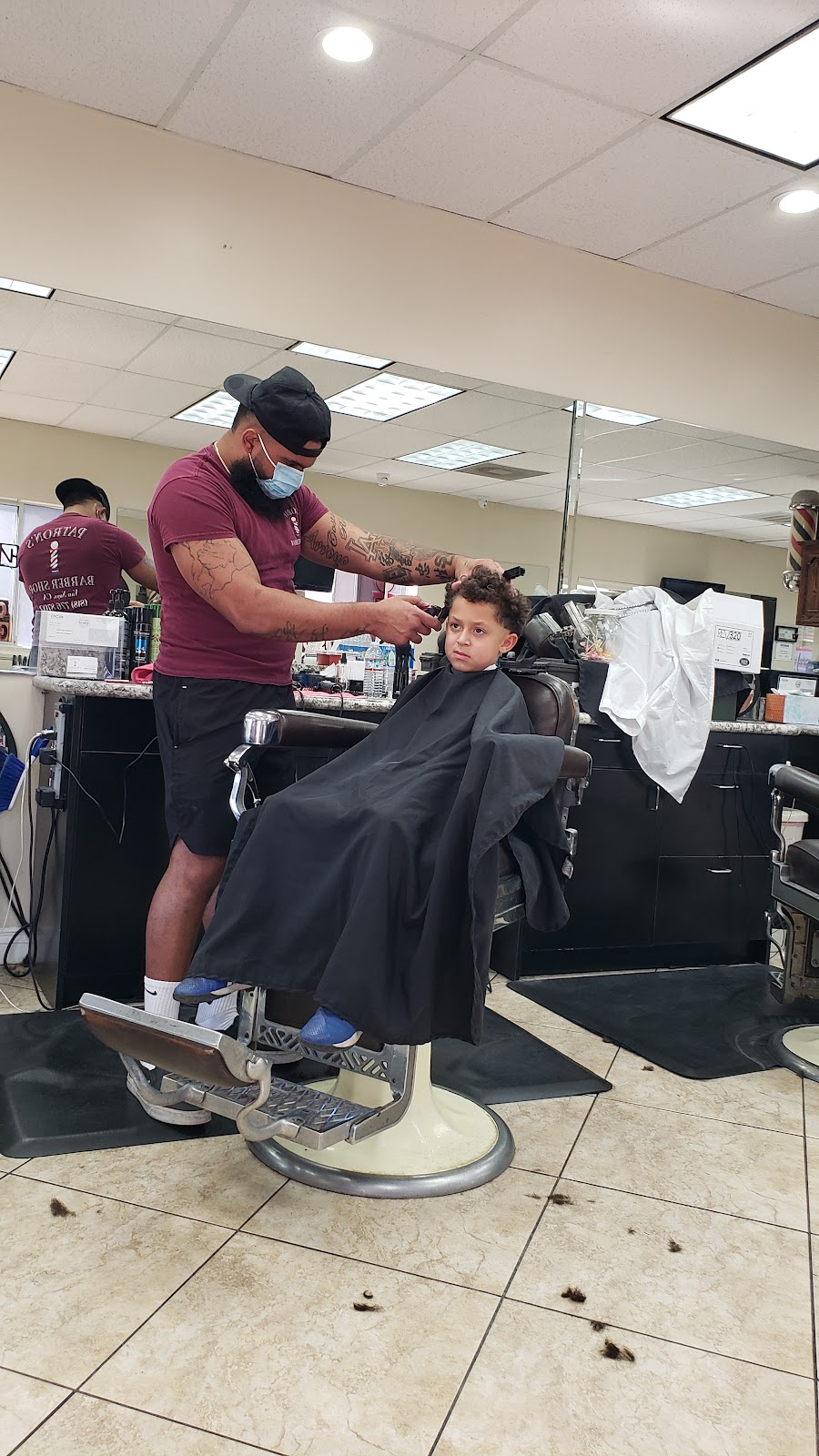 Patrons Barber Shop | 7618 Louise Ave # A, Van Nuys, CA 91406, USA | Phone: (818) 776-8702