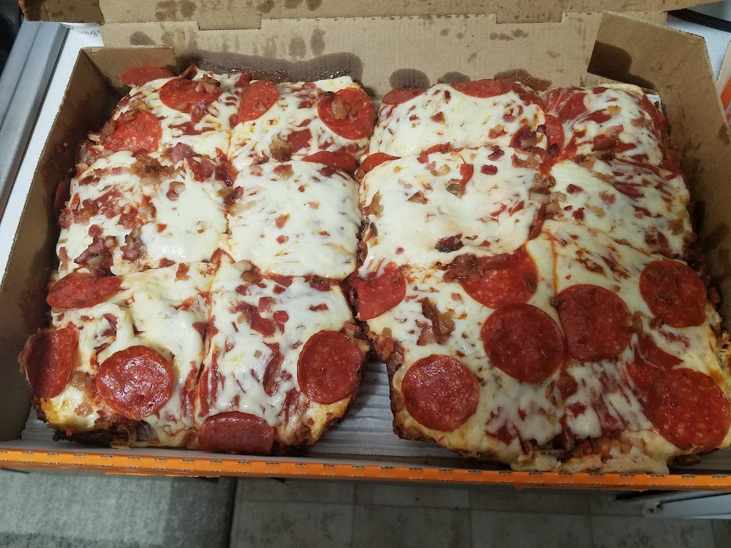 Little Caesars Pizza | 121 Herrick Park Dr, Tecumseh, MI 49286, USA | Phone: (517) 423-8341