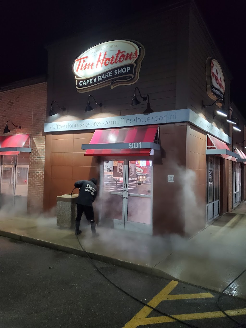 Tim Hortons | 901 W Chicago Blvd, Tecumseh, MI 49286, USA | Phone: (517) 423-4239