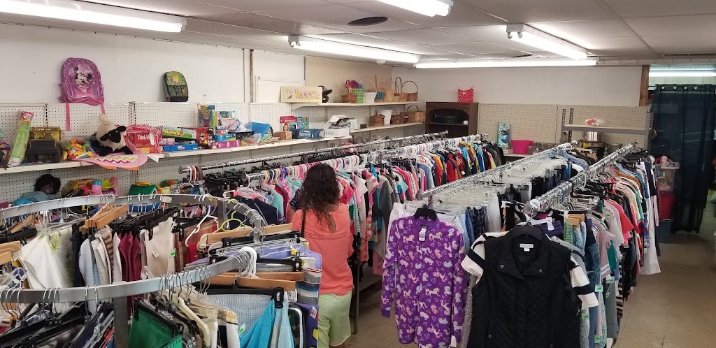 MGCHS Rescue Resale Shop, Marion Grant County Humane Society | 2225 Westwood Square, Marion, IN 46952, USA | Phone: (765) 603-7725