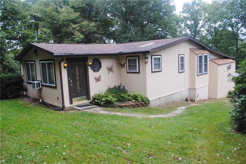 Miscovich Real Estate 114 N 4th St, Youngwood, PA 15697, USA