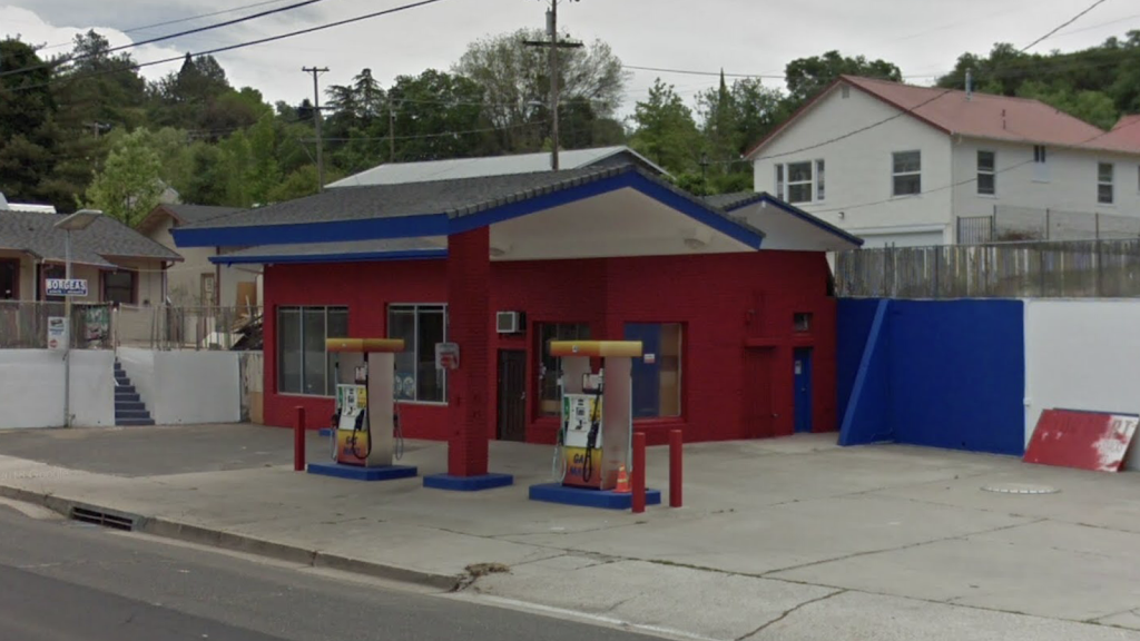 Pari Mart | 141 W St Charles St, San Andreas, CA 95249, USA | Phone: (209) 596-3789