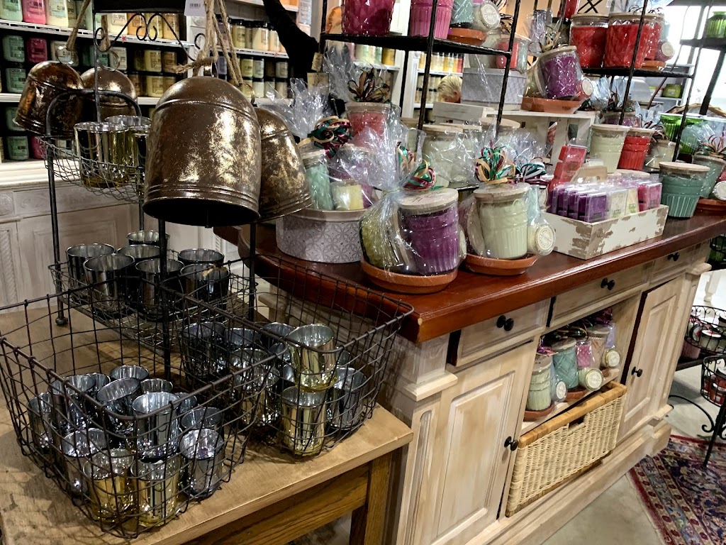 Swan Creek Candle Outlet | 395 W Airport Hwy, Swanton, OH 43558, USA | Phone: (419) 825-5612