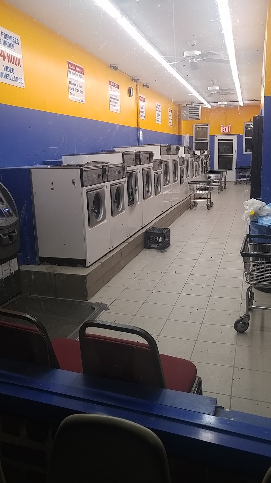 Coin Laundromat | 28 Central Ct, Valley Stream, NY 11580, USA | Phone: (516) 812-7875