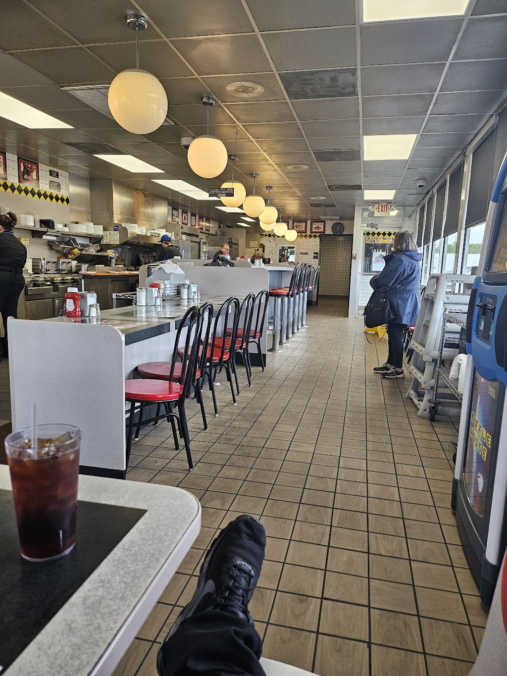 Waffle House | 452 US-90, Waveland, MS 39576, USA | Phone: (228) 469-0529