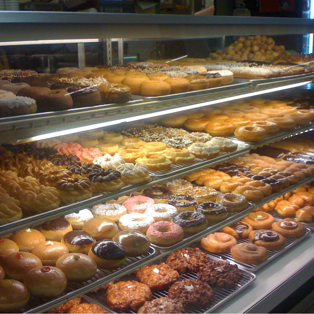 Helens Donuts & Ice Cream | 5601 Portland Ave E #4, Tacoma, WA 98404, USA | Phone: (253) 472-6491