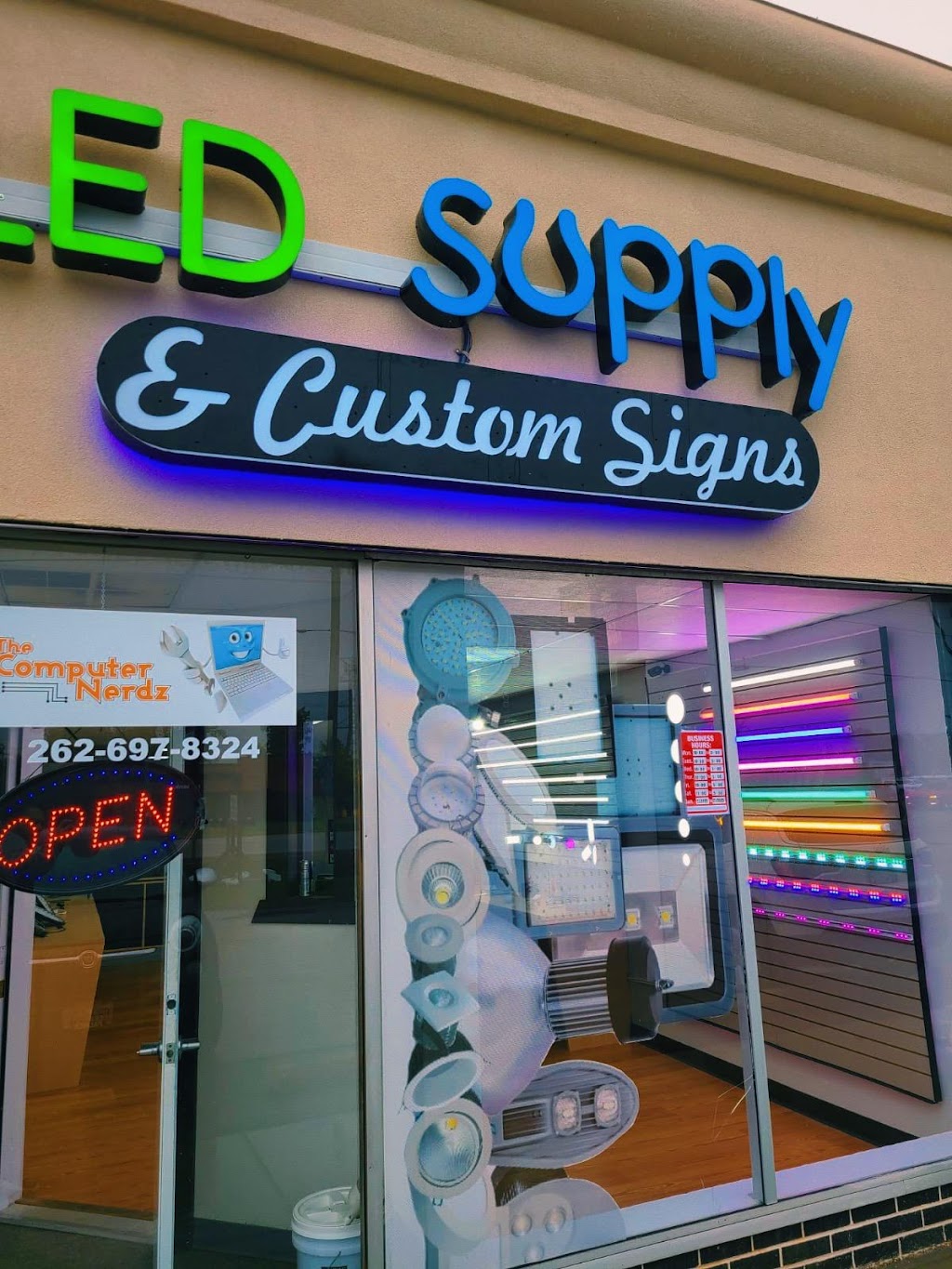 LED Supply & Signs | 5606 75th St suite a, Kenosha, WI 53142, USA | Phone: (262) 345-4999
