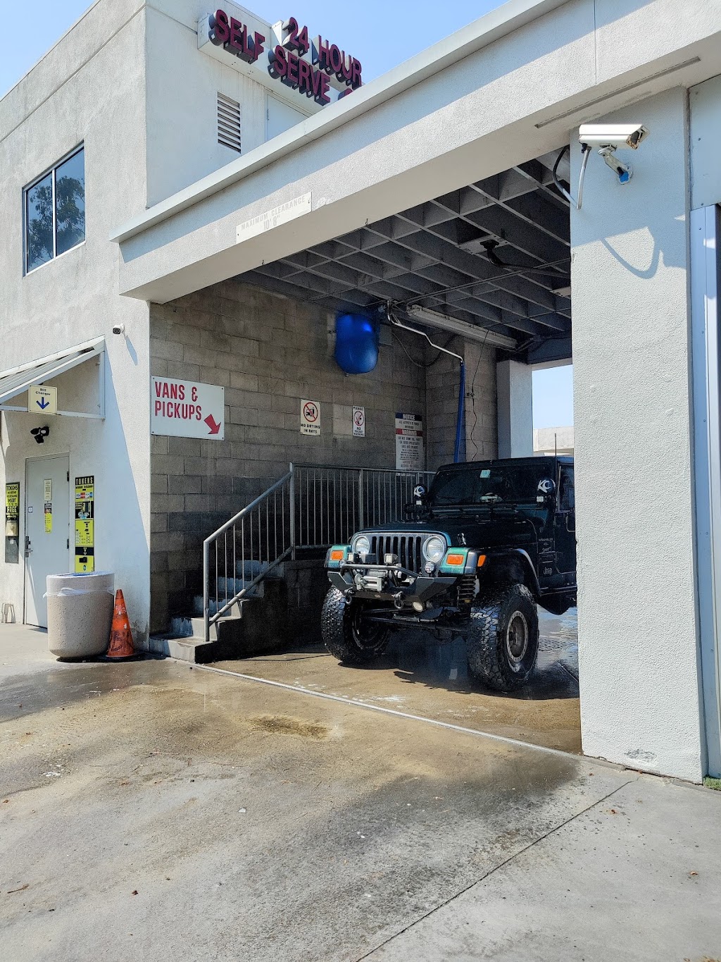 24hr Self Service Car Wash | 3091 Edinger Ave, Tustin, CA 92780, USA | Phone: (949) 653-8100