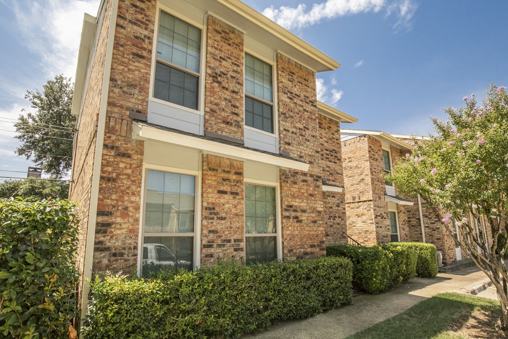 Oak Tree Condominium Apartments | 2730 Oak Tree Dr, Carrollton, TX 75006 | Phone: (972) 645-6882