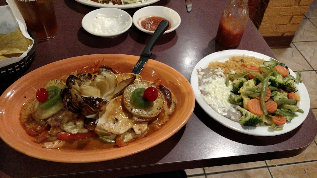 Cazadores | 1701 N Main St, Suffolk, VA 23434, USA | Phone: (757) 923-9440