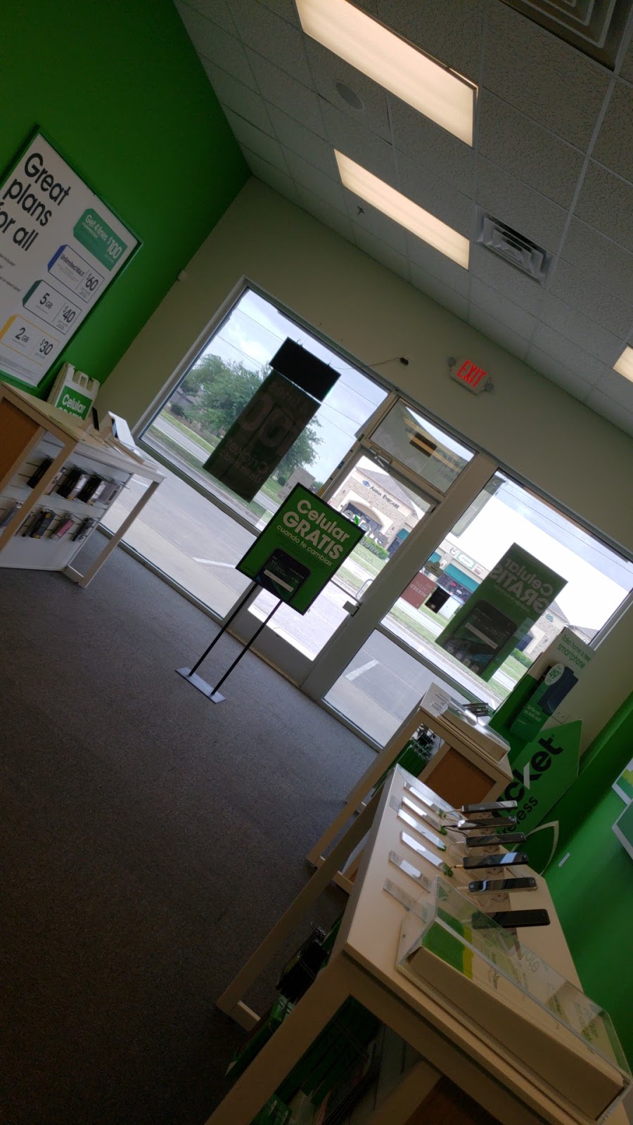 Cricket Wireless Authorized Retailer | 807 S Central Expy Ste 140, Anna, TX 75409, USA | Phone: (214) 831-4625