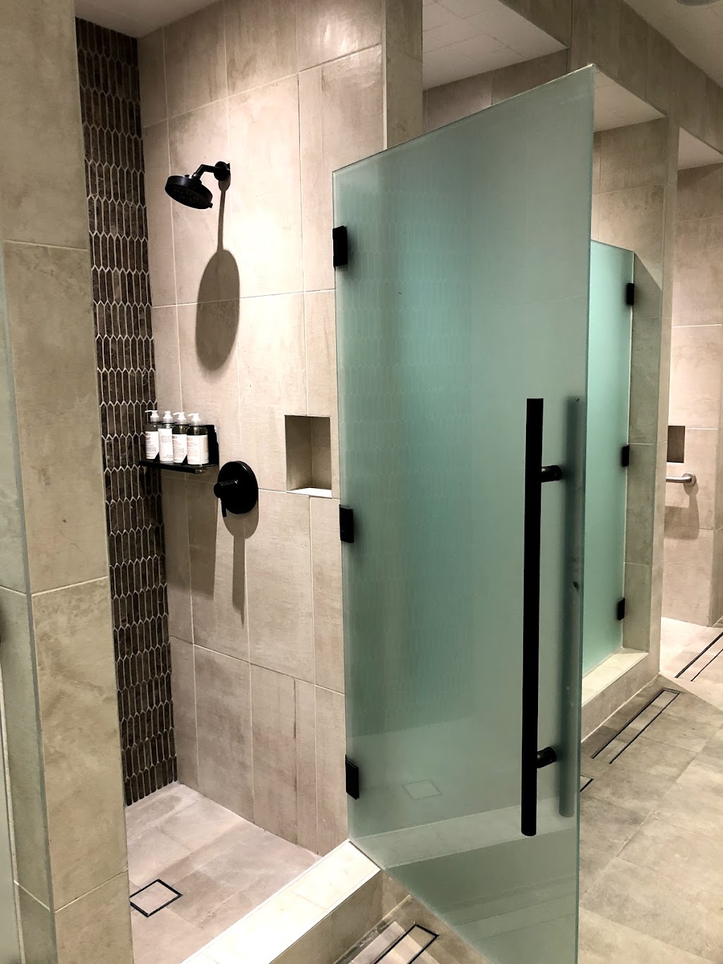Country Glass & Mirror, Inc. | 1250 US-80 East, Mesquite, TX 75149, USA | Phone: (972) 216-9100