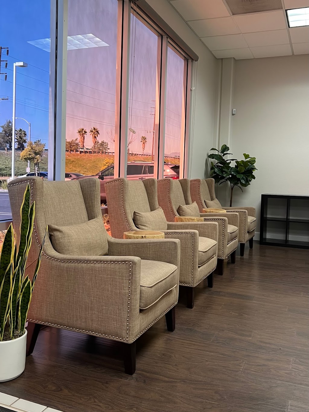 Dr. W - Family Dentistry | 328 Commercial Rd #104, San Bernardino, CA 92408, USA | Phone: (909) 799-9988