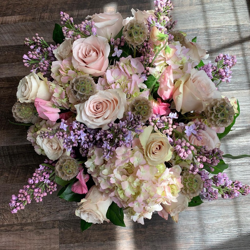 Lulu Cs Floral Design | 12811 Chillicothe Rd, Chesterland, OH 44026, USA | Phone: (440) 729-2250