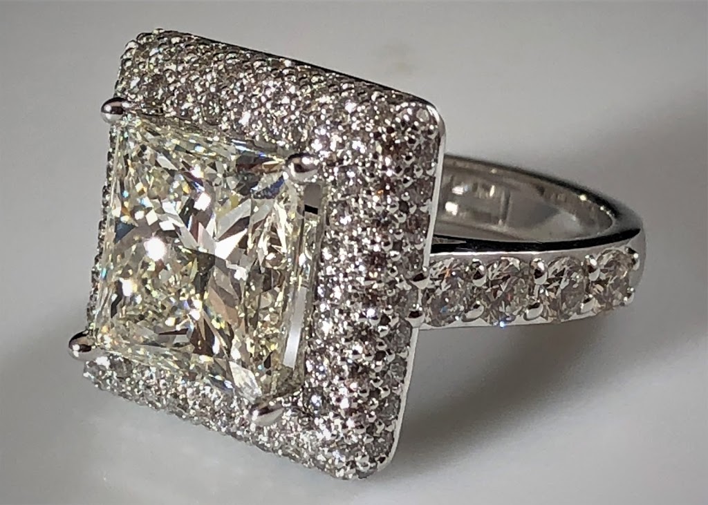 Collins Jewelers | 80 Seven Hills Blvd #307, Dallas, GA 30132, USA | Phone: (770) 709-6926