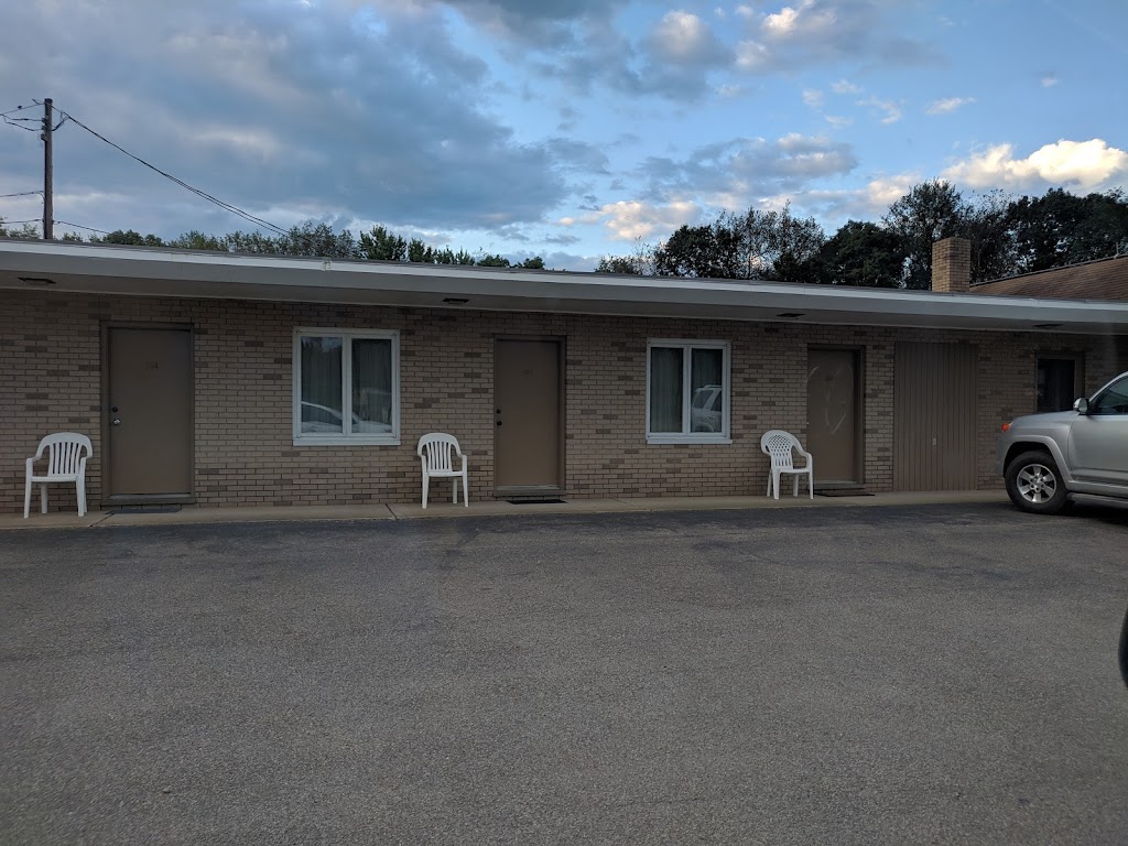Evening Star Motel | 915 New Castle Rd, Slippery Rock, PA 16057, USA | Phone: (724) 794-3211