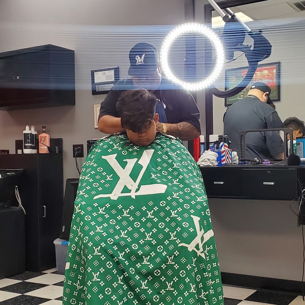 Royaltys Barber Shop | 1274 W Foothill Blvd B, Upland, CA 91786, USA | Phone: (909) 946-2002