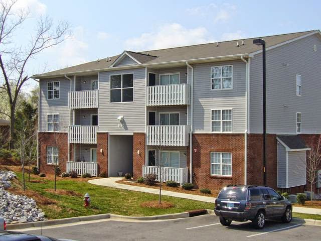 Rhynes Gate Apartments | 1110 McKimmon View Ct, Raleigh, NC 27606, USA | Phone: (919) 256-2878