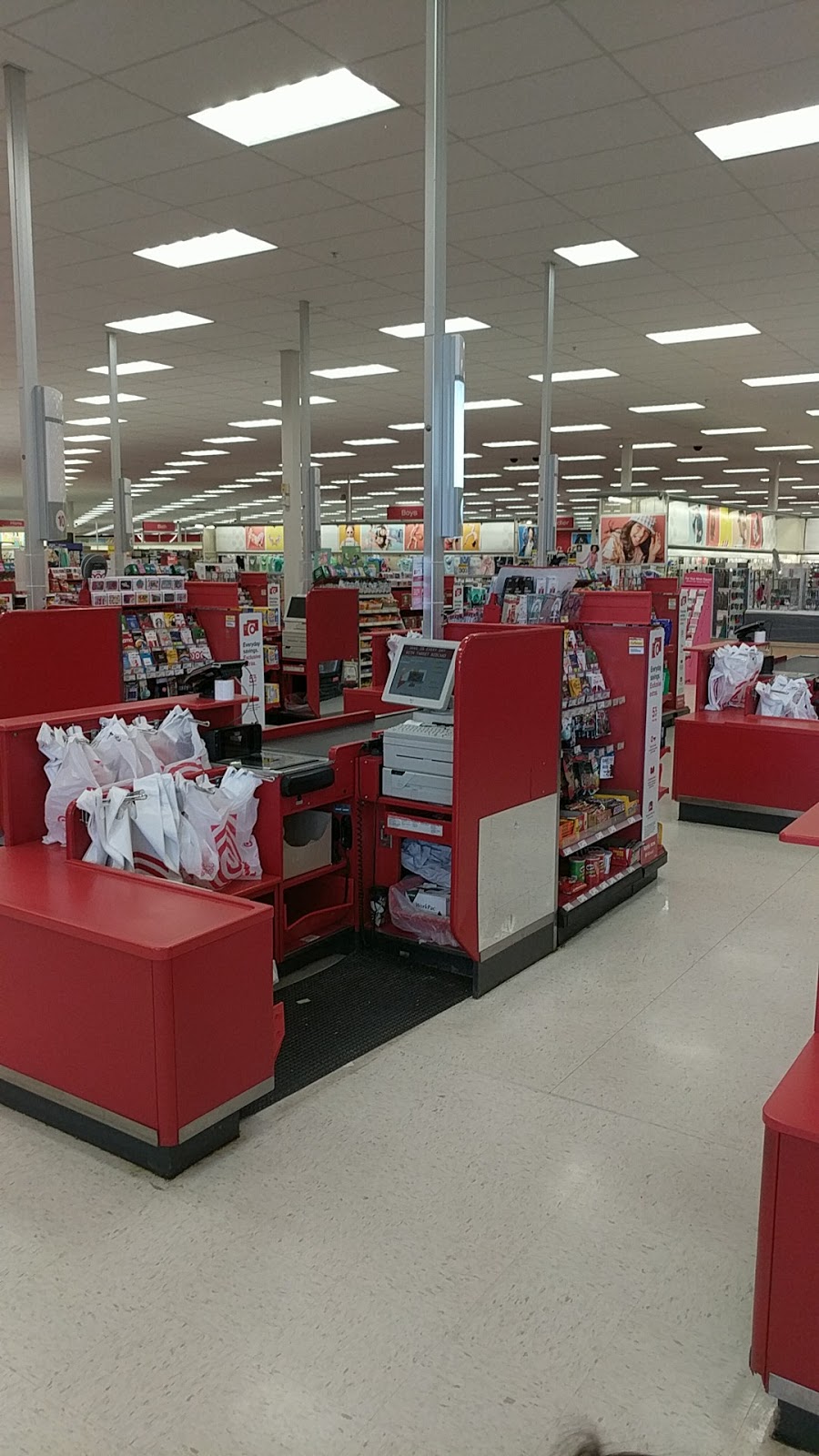 Target | 550 Grandview Crossing Dr, Gibsonia, PA 15044, USA | Phone: (724) 799-2237