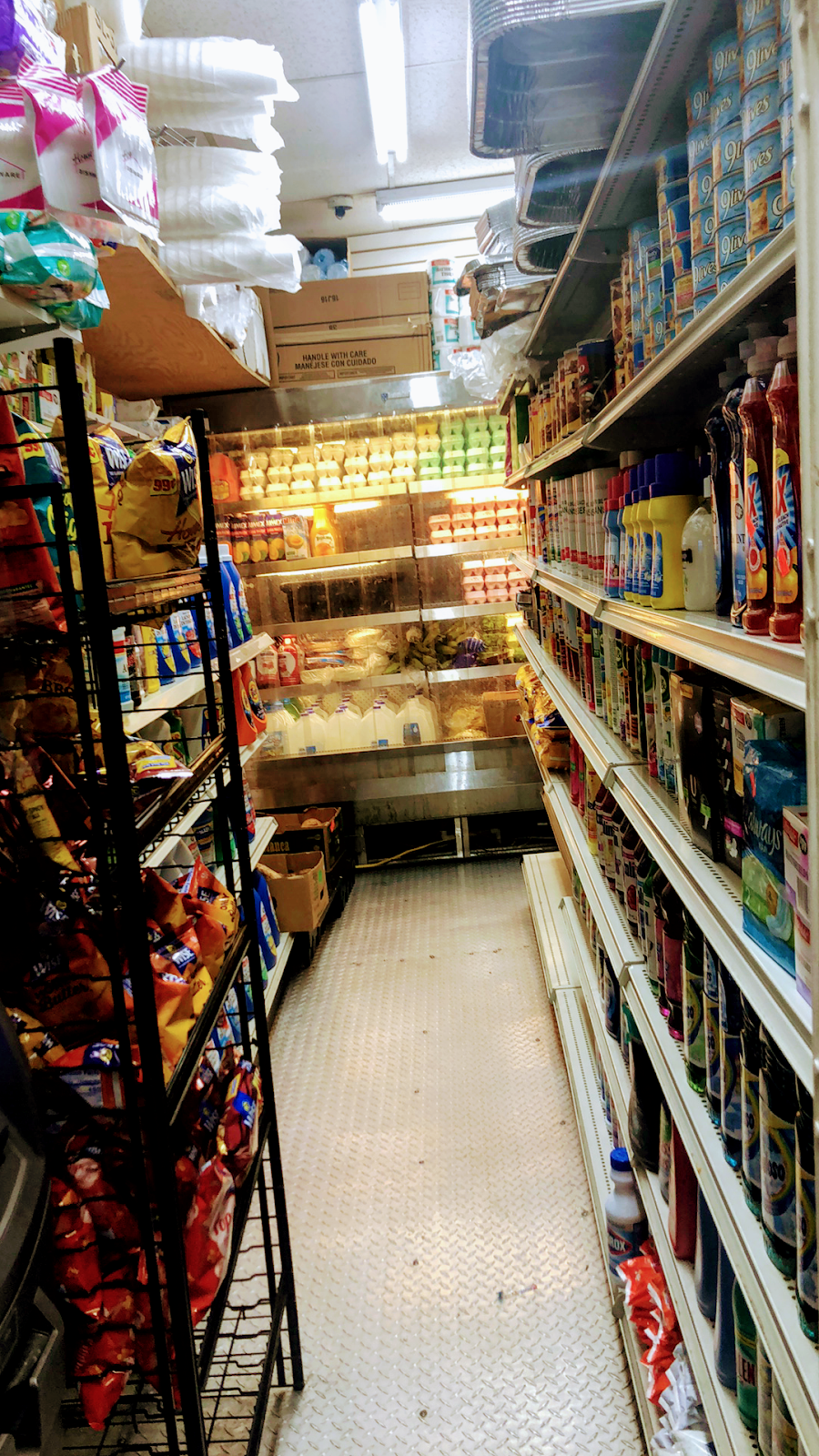 Los Hermanos Supermarket | 146 Sherman Ave, Newark, NJ 07003, USA | Phone: (973) 622-2798